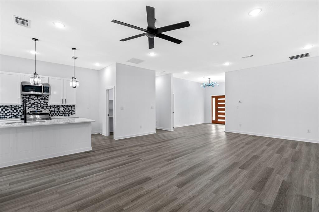 Oak Cliff Estates - Residential