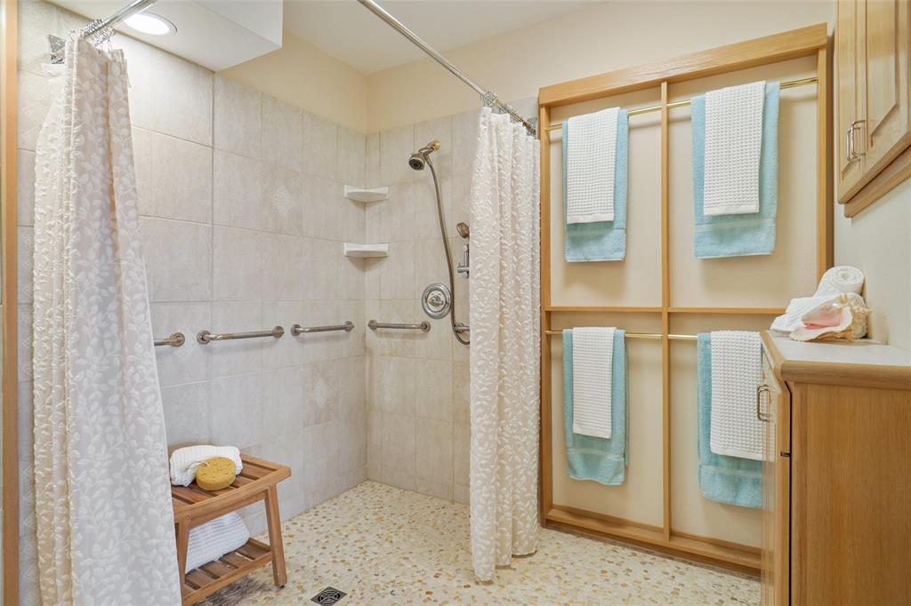 Horseshoe Bay North - Residential