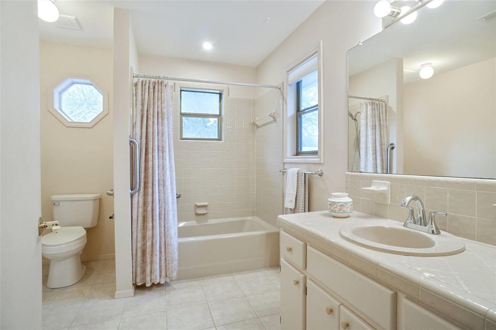 Horseshoe Bay North - Residential