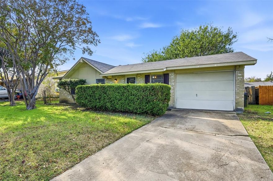 Beautifull three bedroom, 2 bath home located in east Plano and an established neighborhood, has formal dining and two living areas -. The one-car garage is spacious, with a utility space for the dryer area. There is an inside entrance door from the garage which makes it convenient for interior access. Nice sized bedrooms. Backyard is spacious and fenced. Close to Multiple shopping areas and restaurants, freeways nearby for easy access and availability.