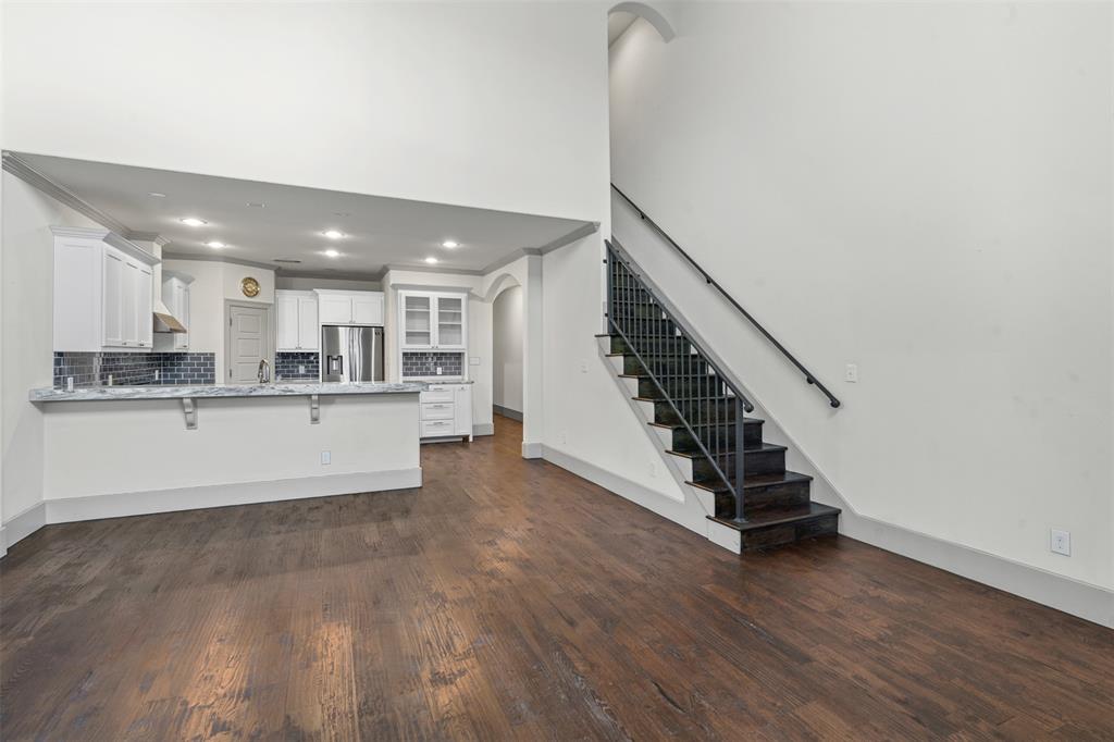 Country Club Heights - Residential