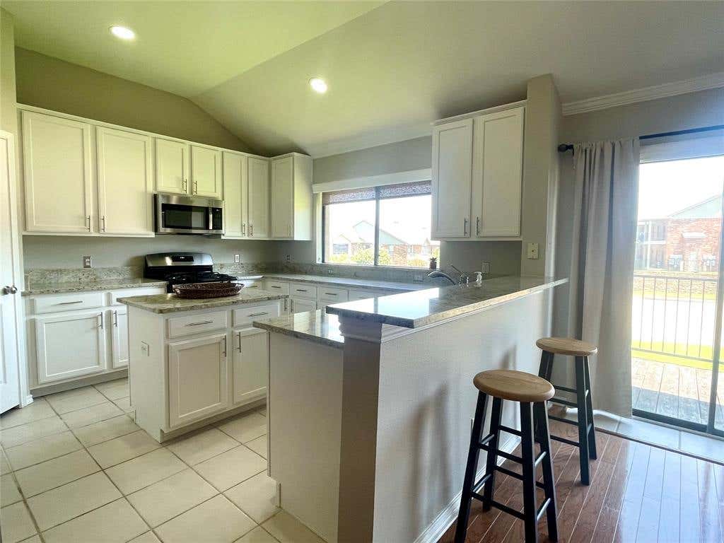Photo of 1988 Signal Ridge Place, Rockwall, TX 75032 (MLS # 21347969)