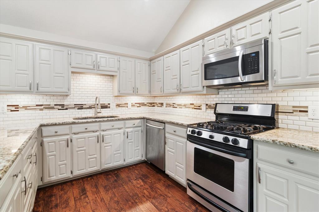 CRESTVIEW ACRES LOT 13 - Residential