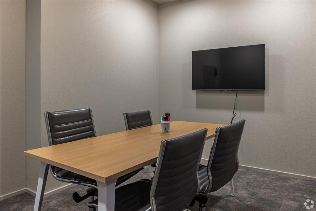 Uniti Bishop Arts - Residential Lease