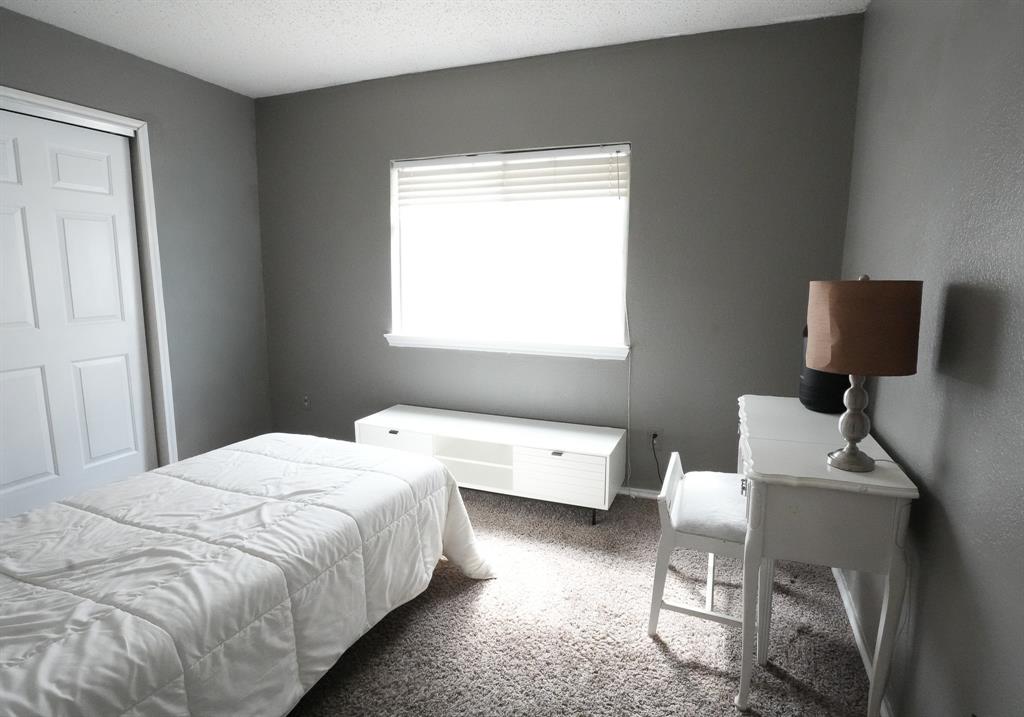 Sunset Oaks Add - Residential