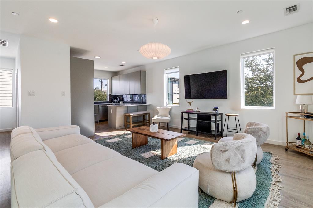 Bryan Heights Condos - Residential Lease