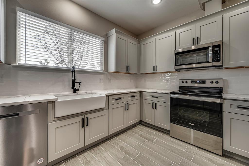 Canyon Creek III - Residential