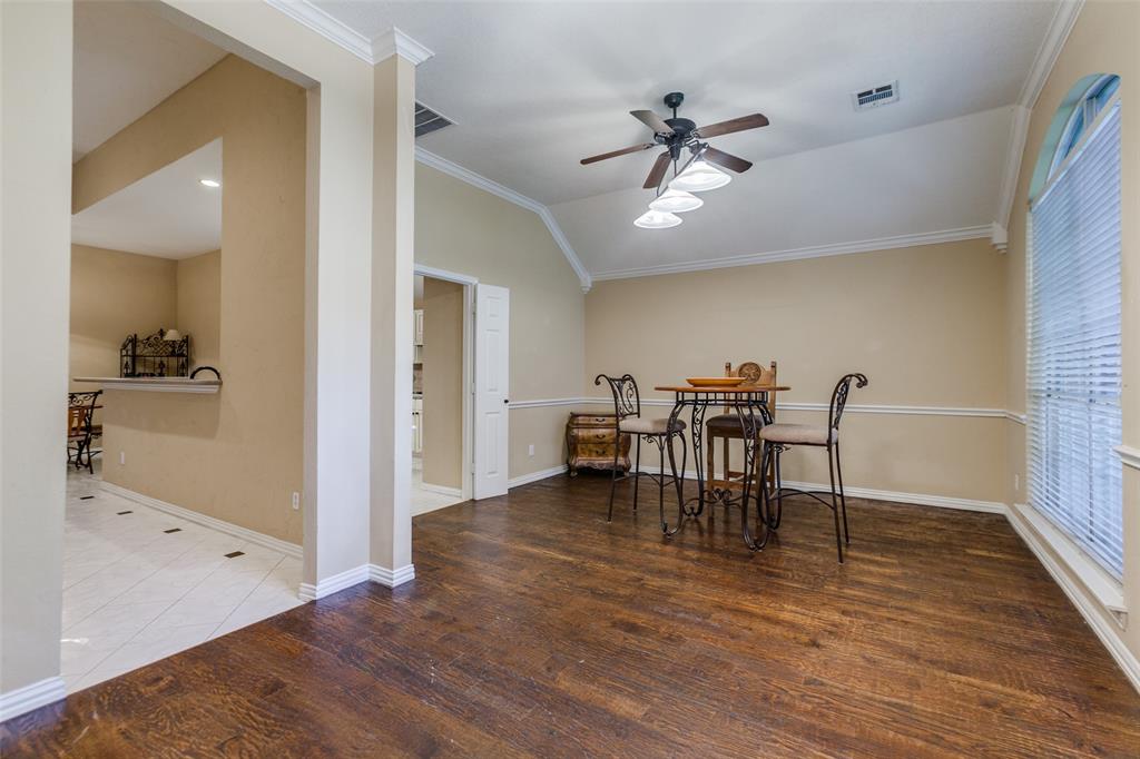 2710 Roughleaf Lane