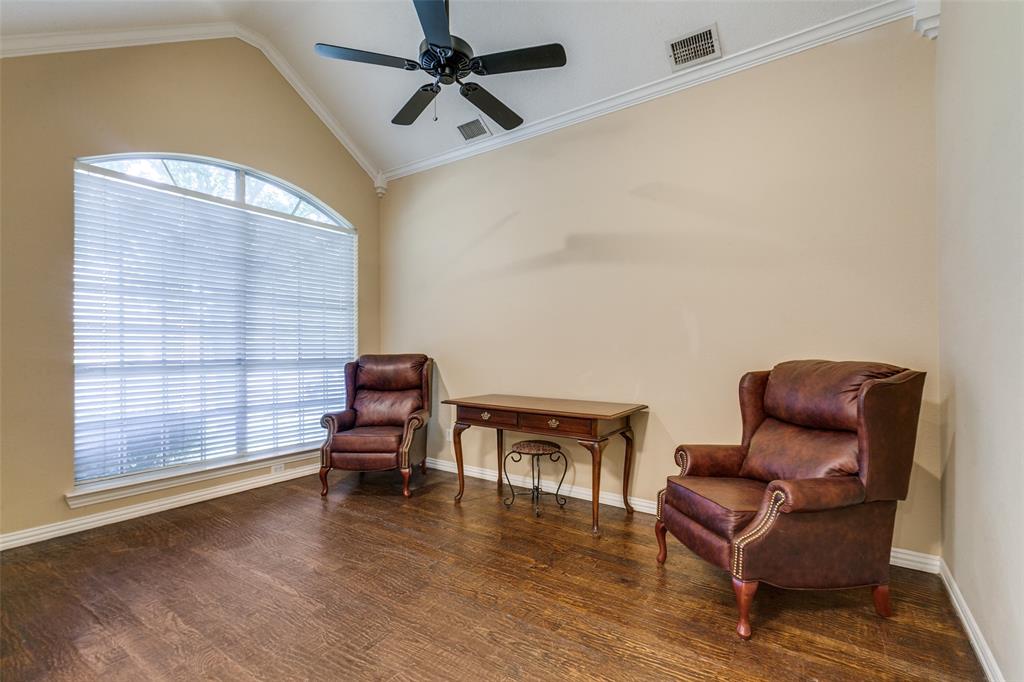 2710 Roughleaf Lane