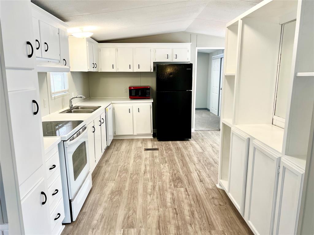 2205 Beechwood Drive