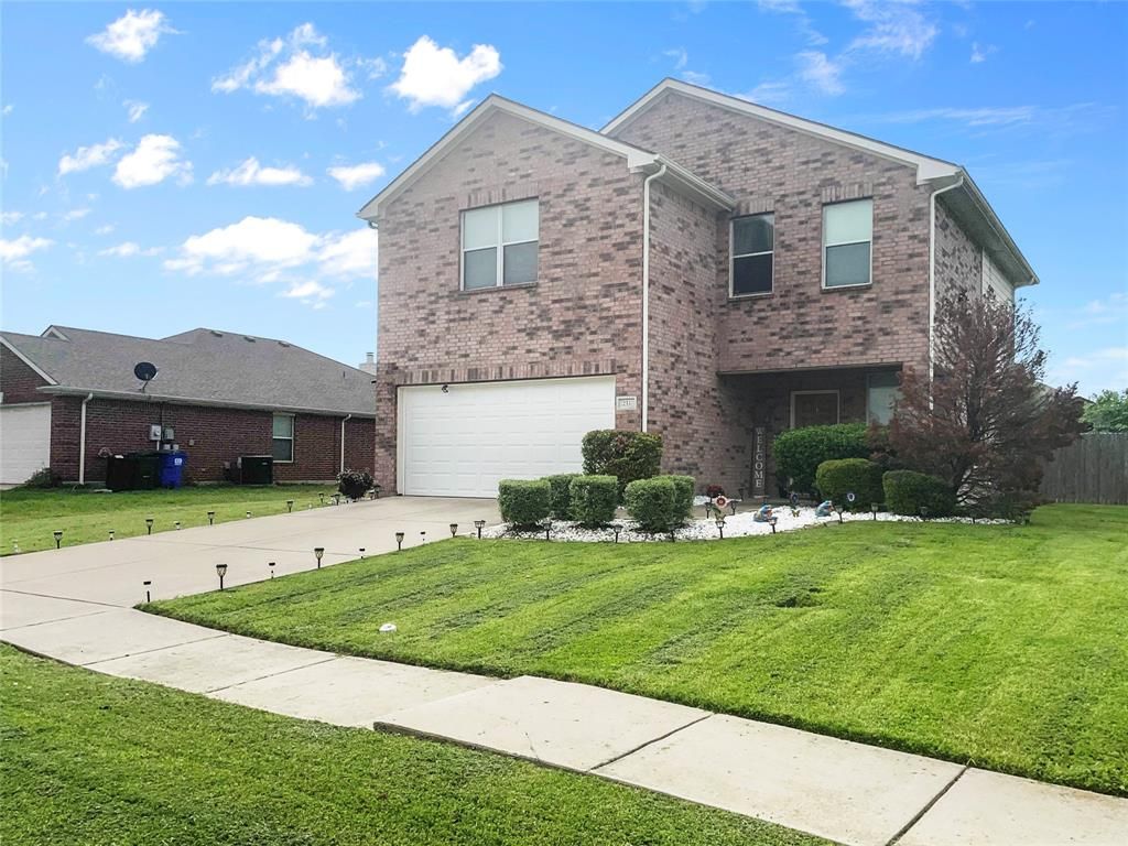 Photo of 213 Long Prairie Drive, Forney, TX 75126 (MLS # 21015355)