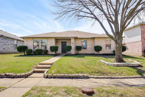 Photo of 2315 Graystone Drive, Rockwall, TX 75032 (MLS # 21212993)