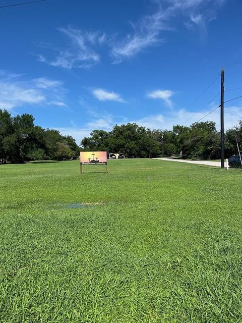 402 E Jacksboro Street Chico TX 76431