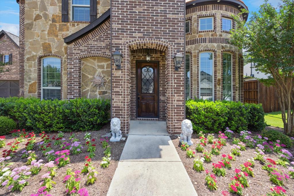 2512 Glen Vista Court