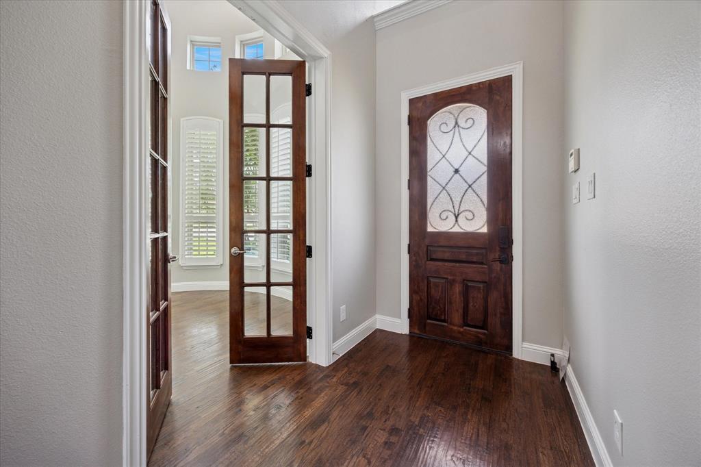 2512 Glen Vista Court