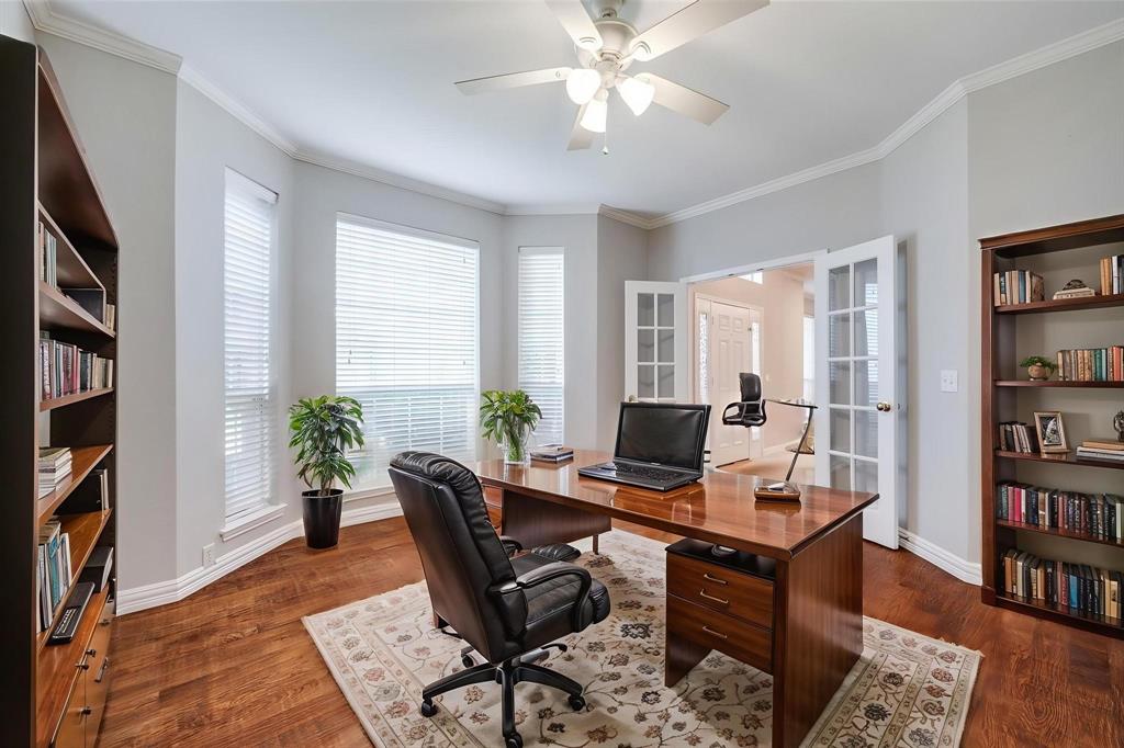 2221 Cimmaron Drive