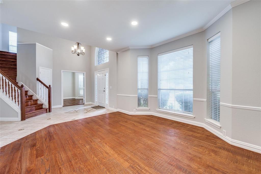 2221 Cimmaron Drive