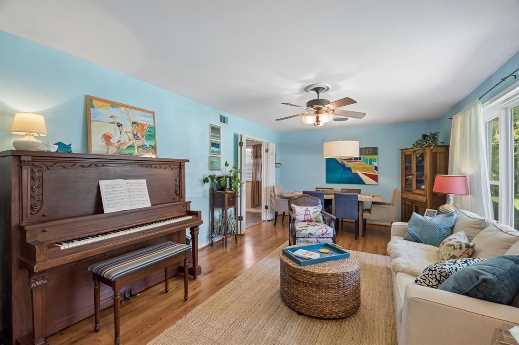 1209 Spruce Drive