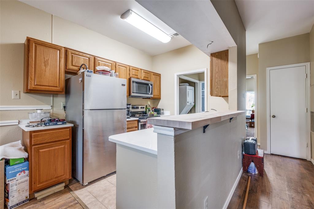 Wedglea Crk Condos Bldg A - Residential