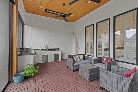 Tiny photo for 2137 Garrett Farms Row, Shreveport, LA 71106 (MLS # 21198479)