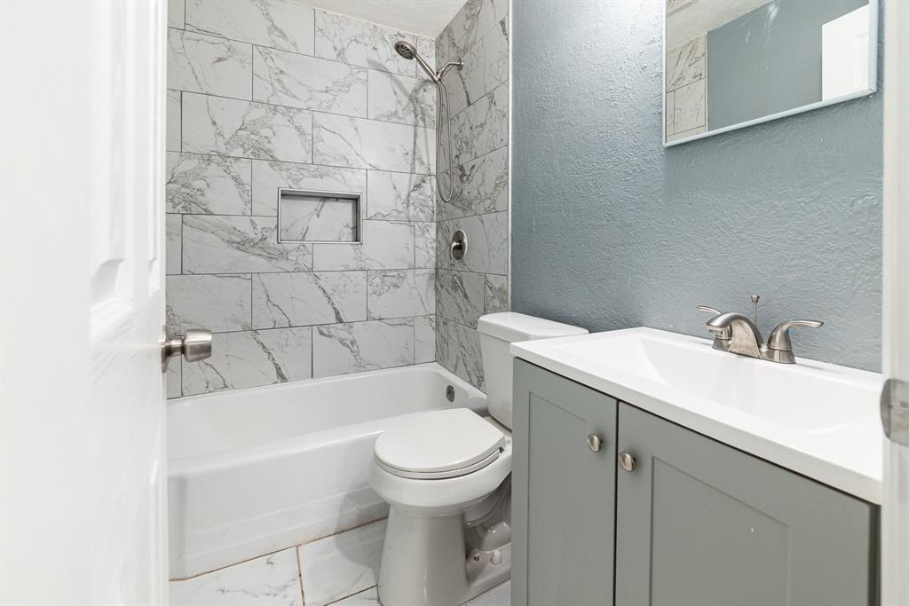 West Fwy Estates - Residential