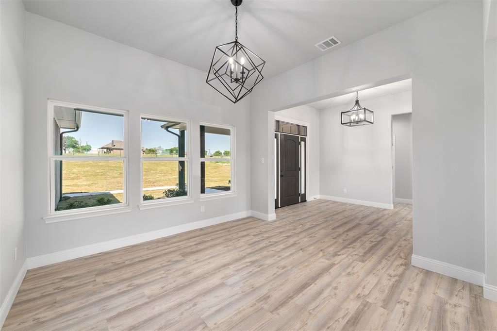 1005 Don Eve Court