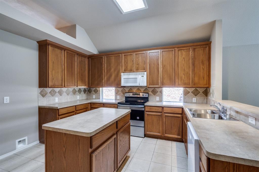 Fountainview Ph Three - Residential Lease