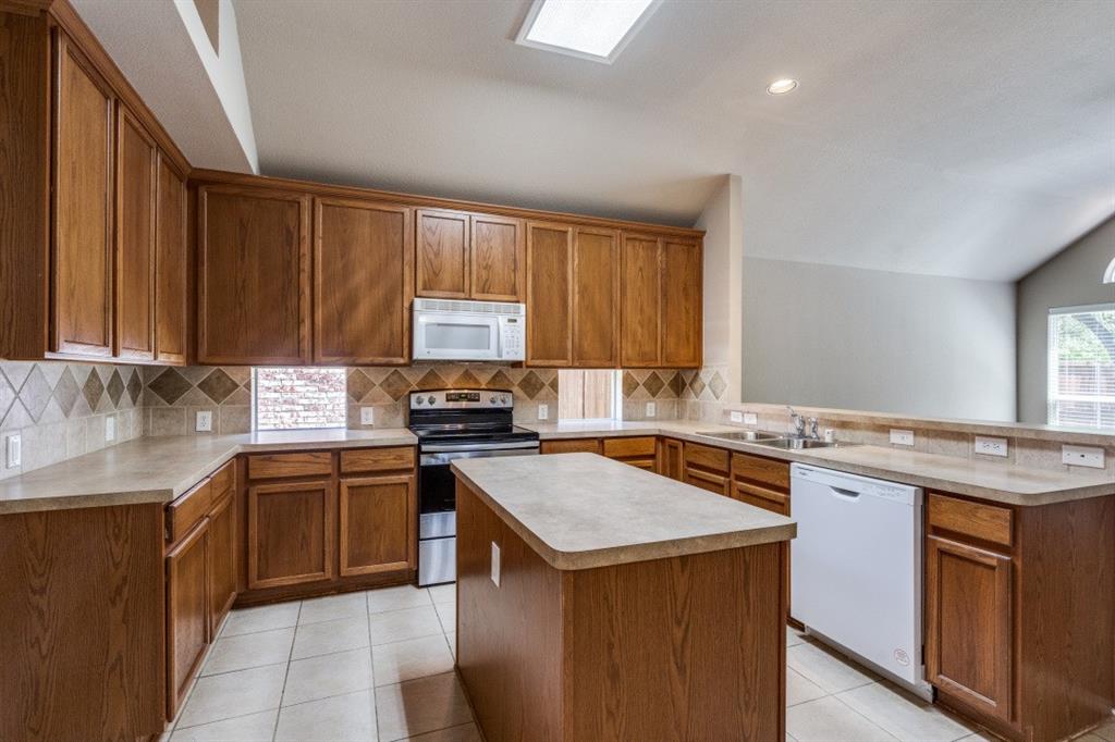 Fountainview Ph Three - Residential Lease