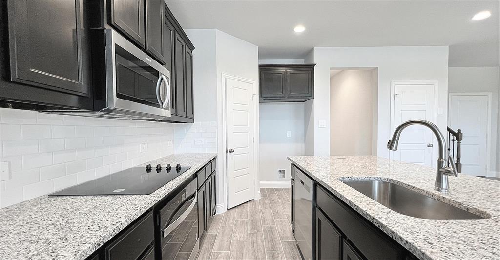 670 Sandiford