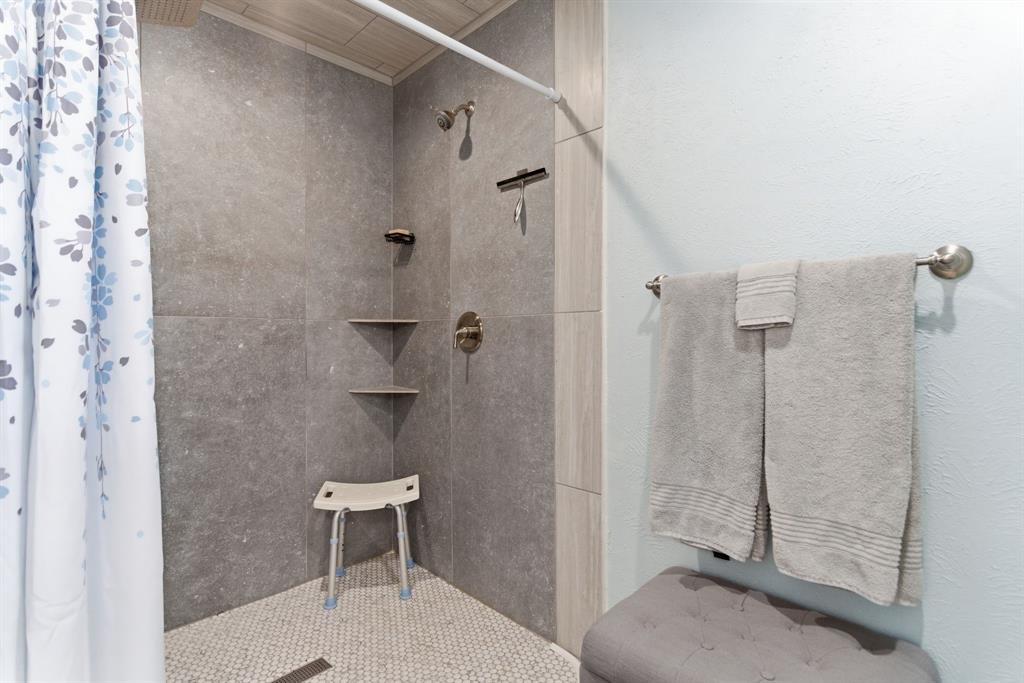 Lakewood Gardens - Residential