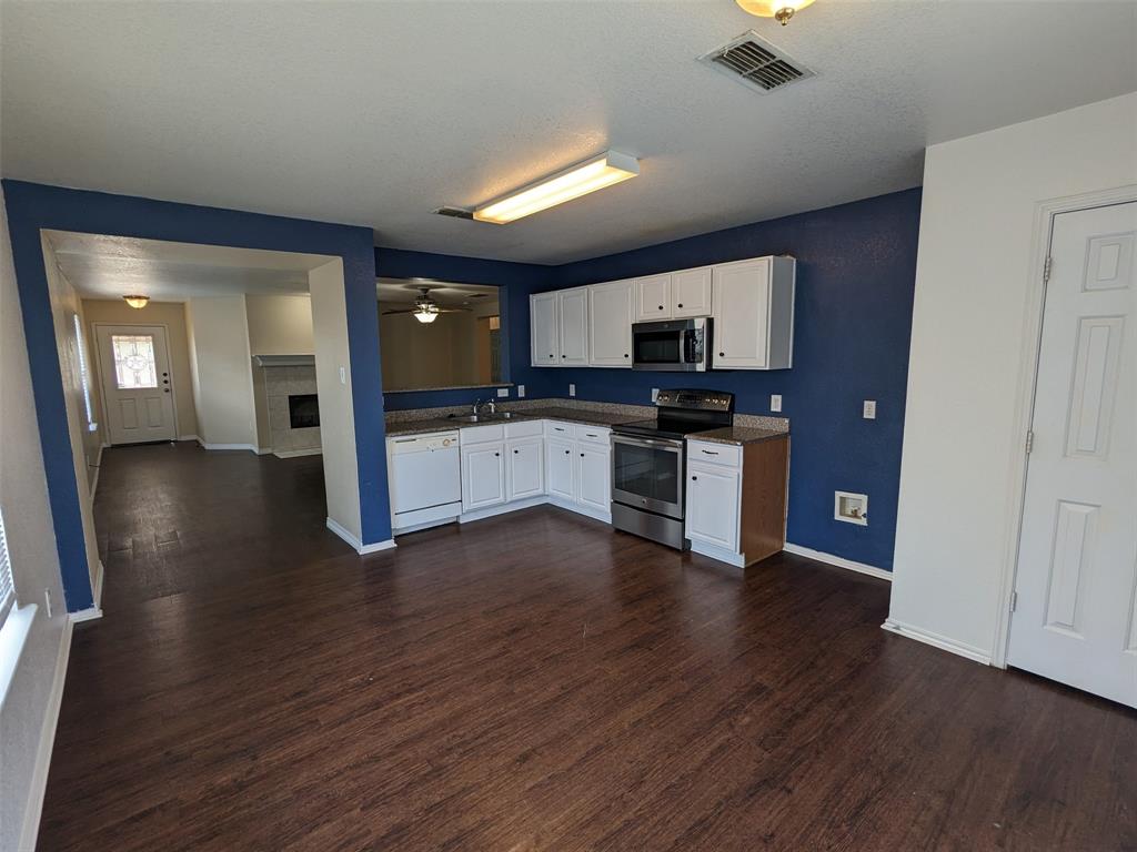 Sendera Ranch - Residential Lease