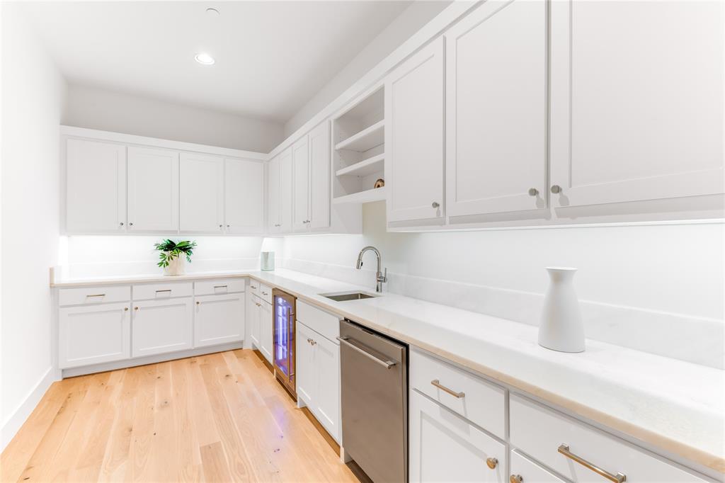 Walnut Hill Park - Residential