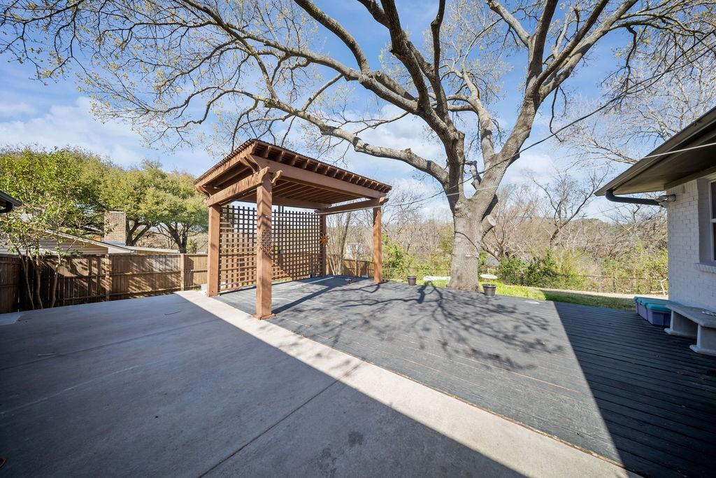 Ridglea Hills - Residential