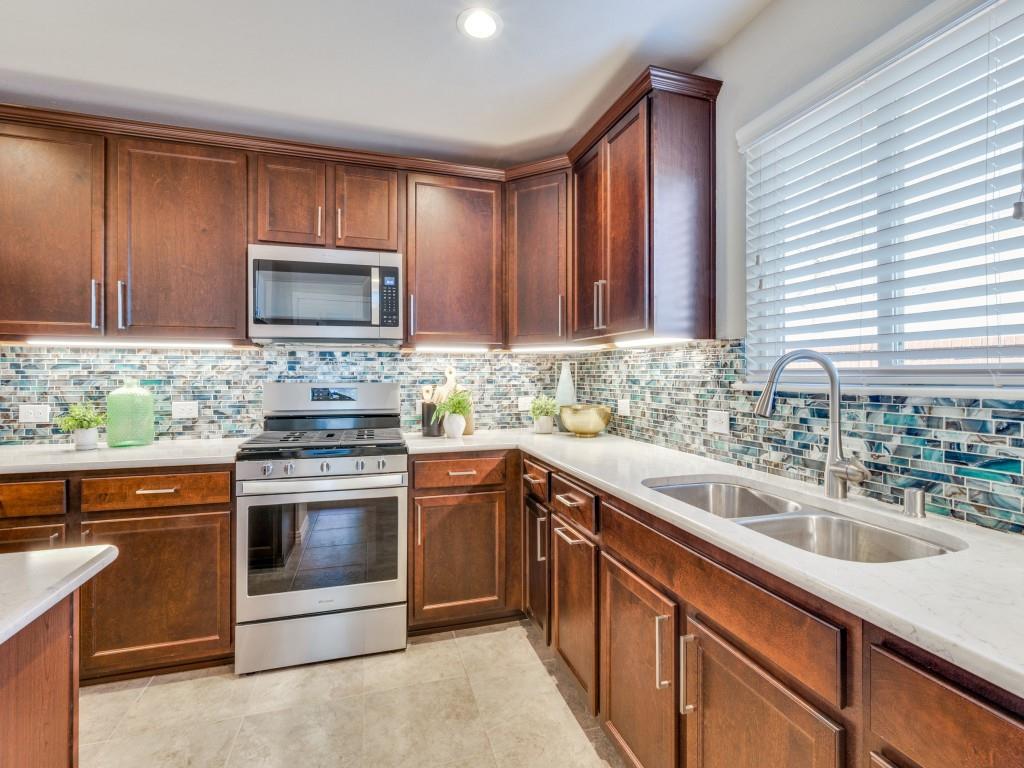 Frisco Lakes By Del Webb Villa - Residential