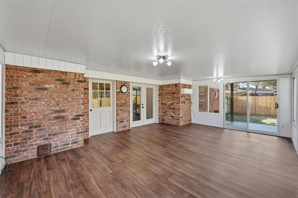 Oak Creek Estate Grapevine - Residential