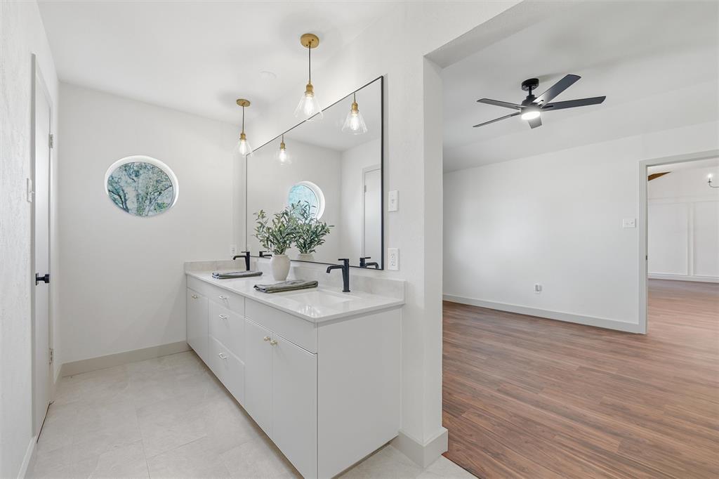 Oak Creek Estate Grapevine - Residential