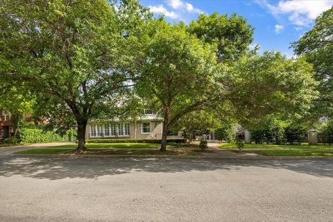 Tiny photo for 4720 Collinwood Avenue, Fort Worth, TX 76107 (MLS # 21141878)