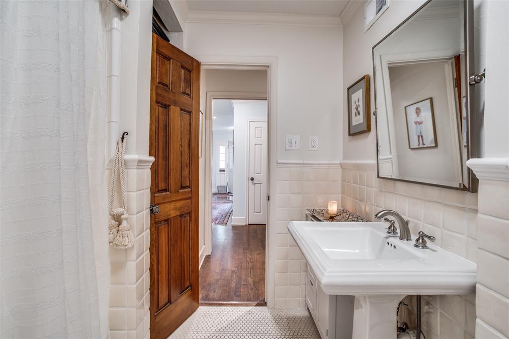 Caruth Hills - Residential