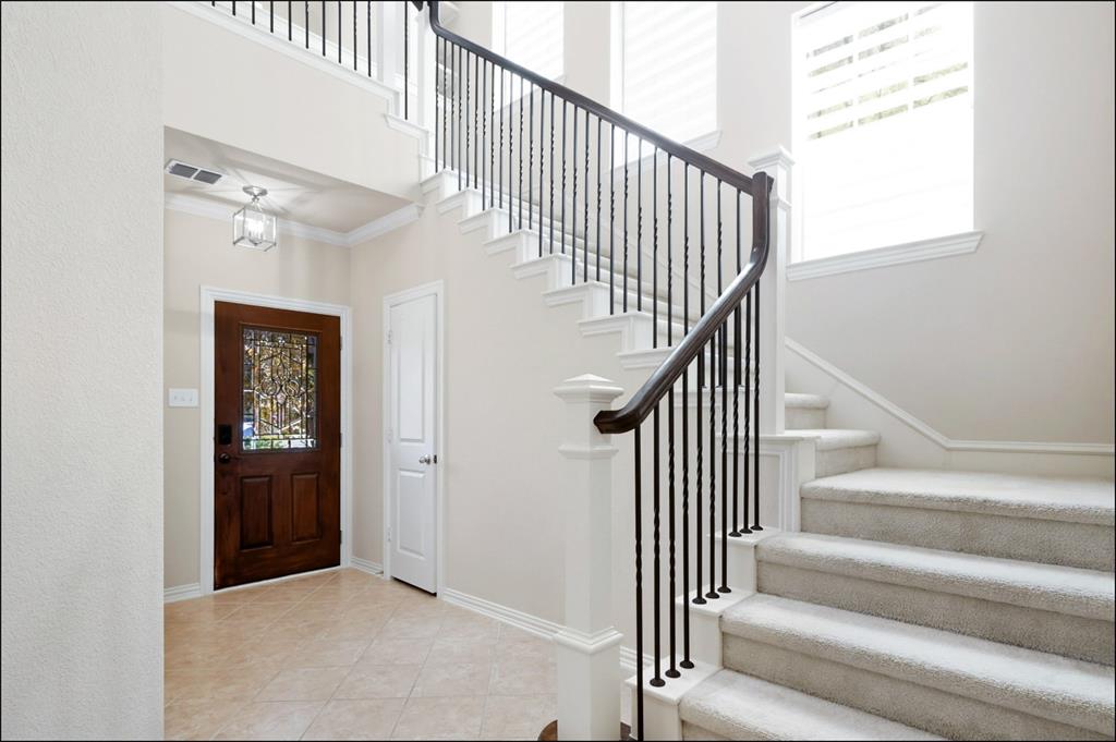 3021 Bans Crown Boulevard