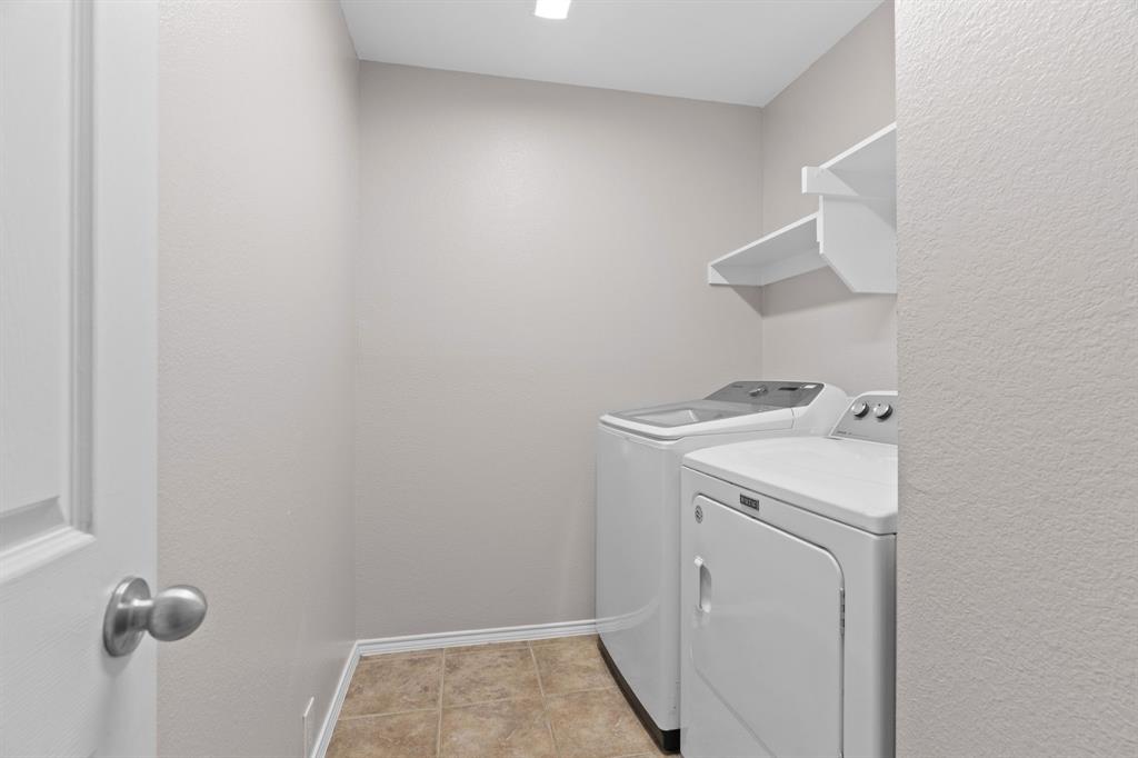 Stoneleigh Place Add - Residential