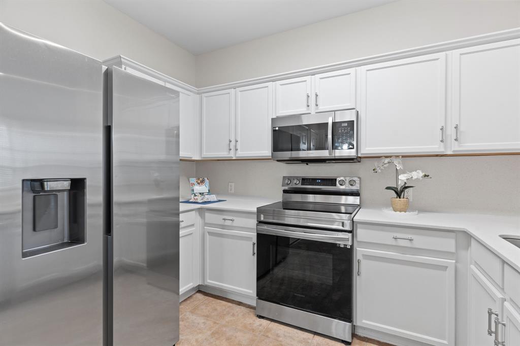 Stoneleigh Place Add - Residential