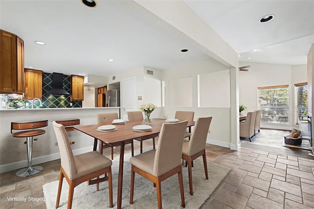 COUNTRY PLACE - Residential