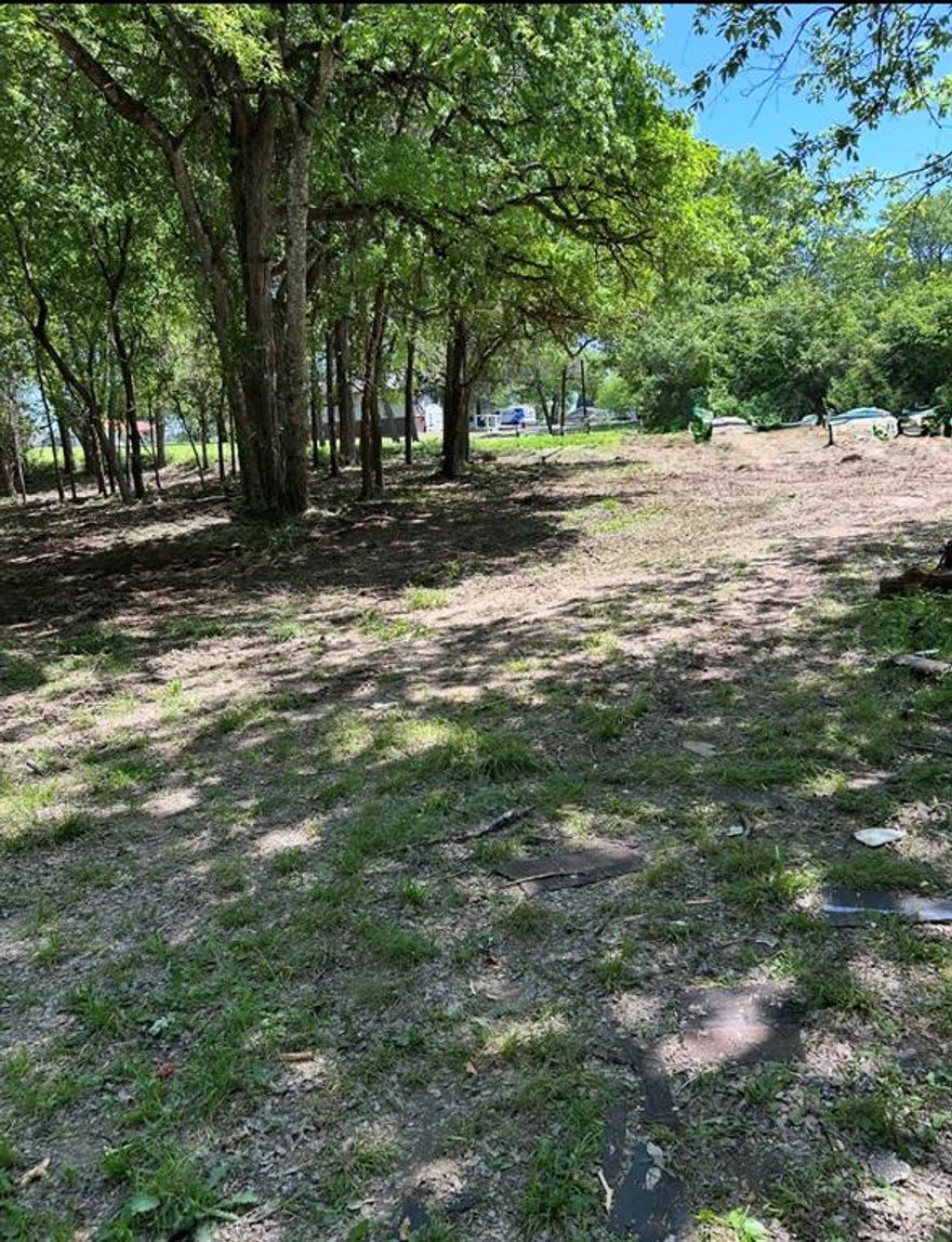 Lake front property on West Tawakoni. Looking to build a weekend home or your forever home then look no farther. This property is untouched raw land ready to build and make it your own. It won't last long. There are a total of 6 lots together making 1.88 acres MOL owner is will to sell individually or all together.
