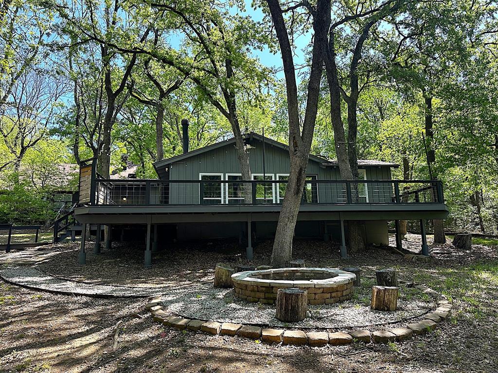 274 Lakecrest Drive