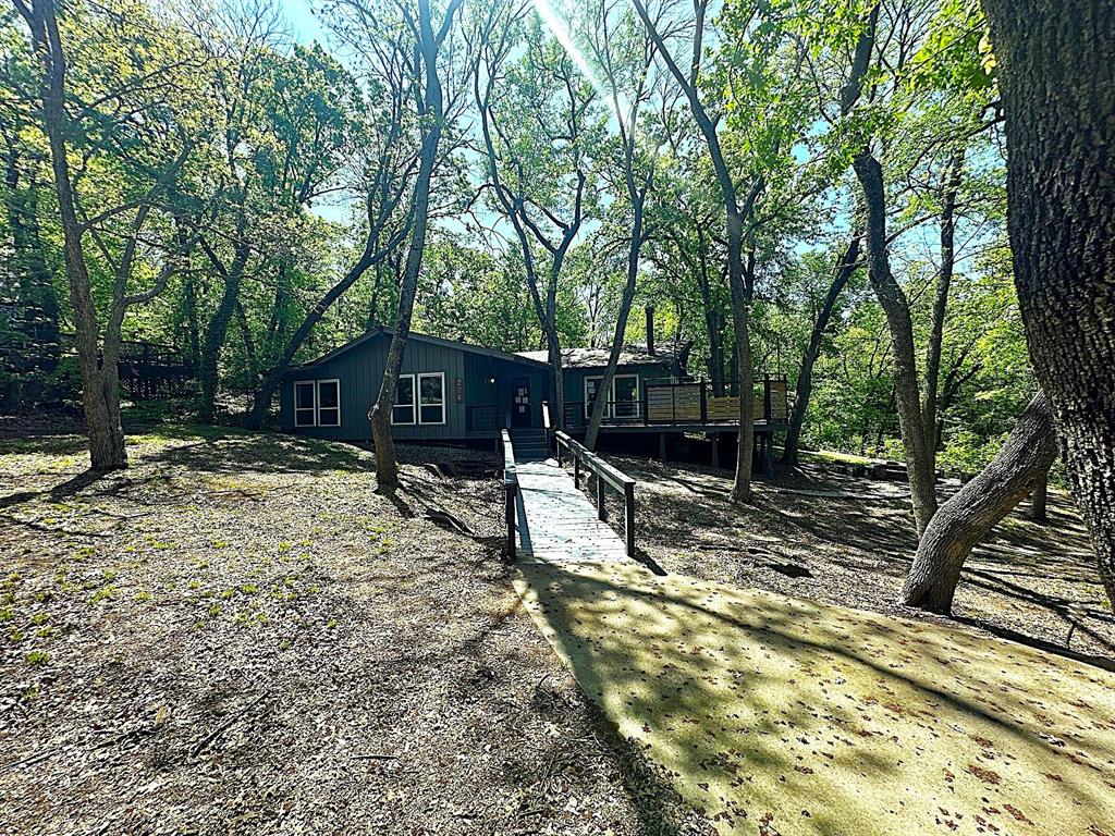 274 Lakecrest Drive