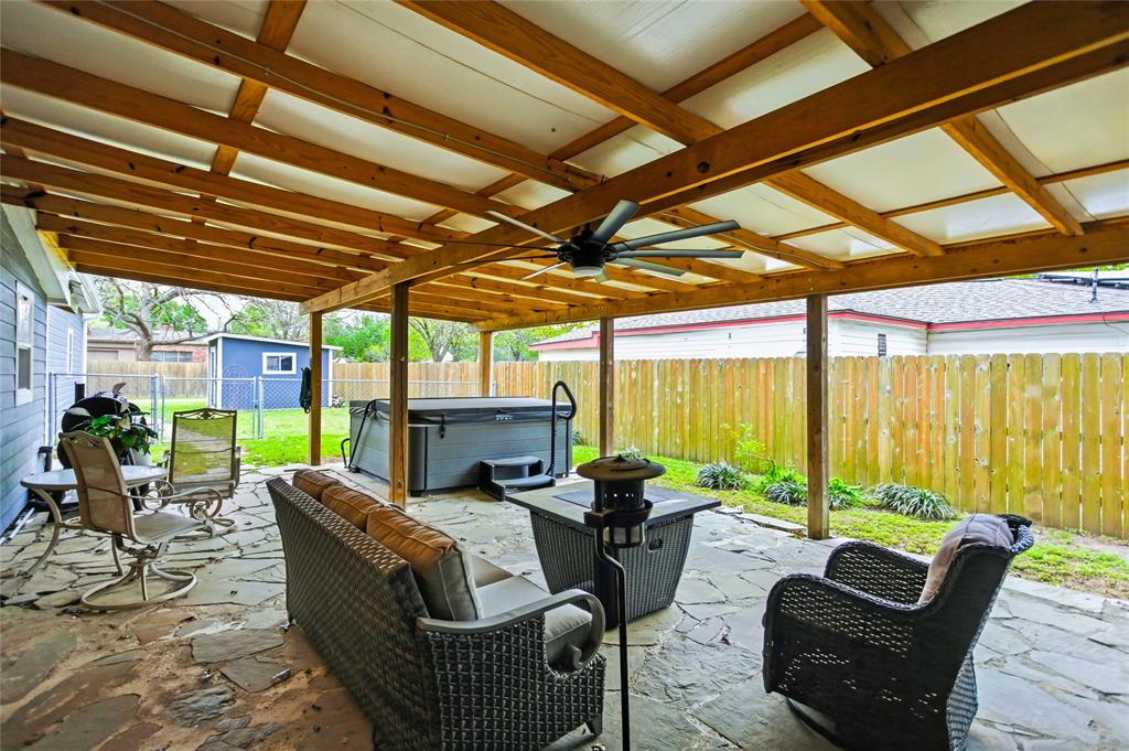 1825 N Highland Avenue