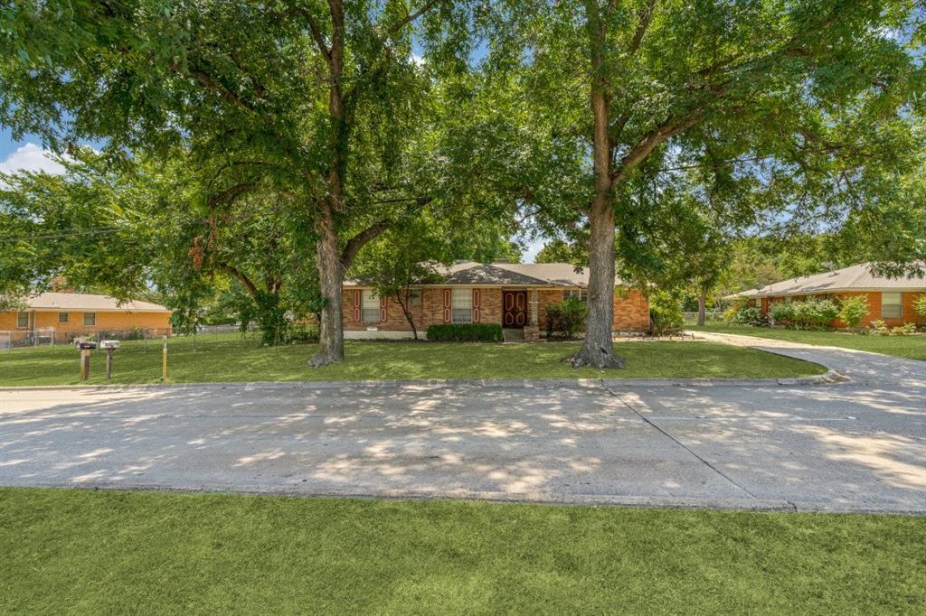 328 E Pleasant Run Road