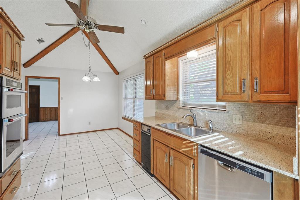 Lake Country Estates Add - Residential