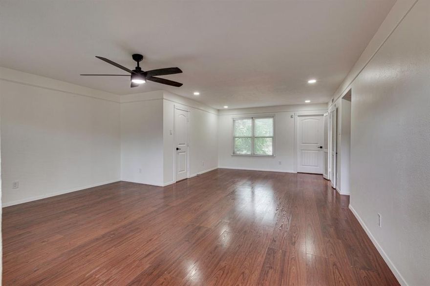 Come see this beautiful Condo with two large bedrooms and two full bathrooms. Nice balcony, it's the perfect place to relax and unwind after a long day. You will love the open layout offers spacious living space. Located in the heart of East Dallas, you will love being close to shopping, restaurants. This Condo qualifies for a zero-down program. Come and make this your dream home. 
Buyer or Buyer's Agent to verify all information contained herein including square footage and schools. Video equipment may or may not present by the seller. Please make sure you lock all doors and turned off all light.