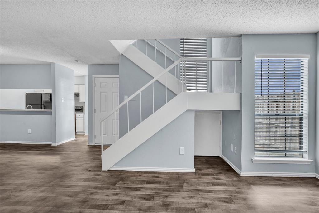 Springtree Crossing Condos - Residential